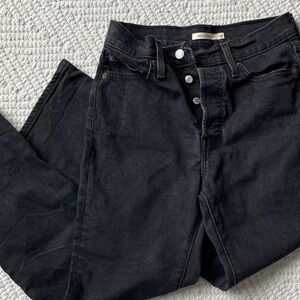 Levi’s Wedgie Straight Jeans